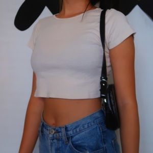 BRANDY MELVILLE PALE YELLOW CROP TOP